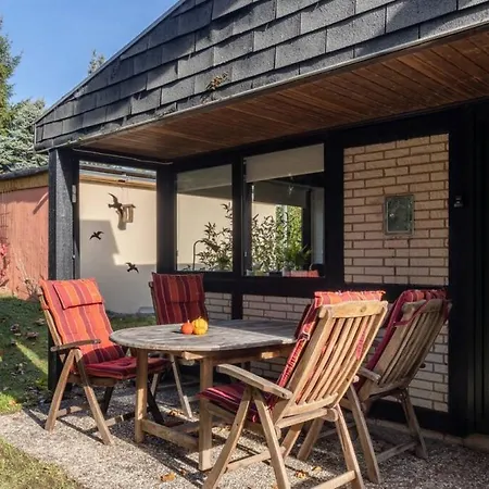 Peaceful Garden Fireplace Self Check-in Holiday home